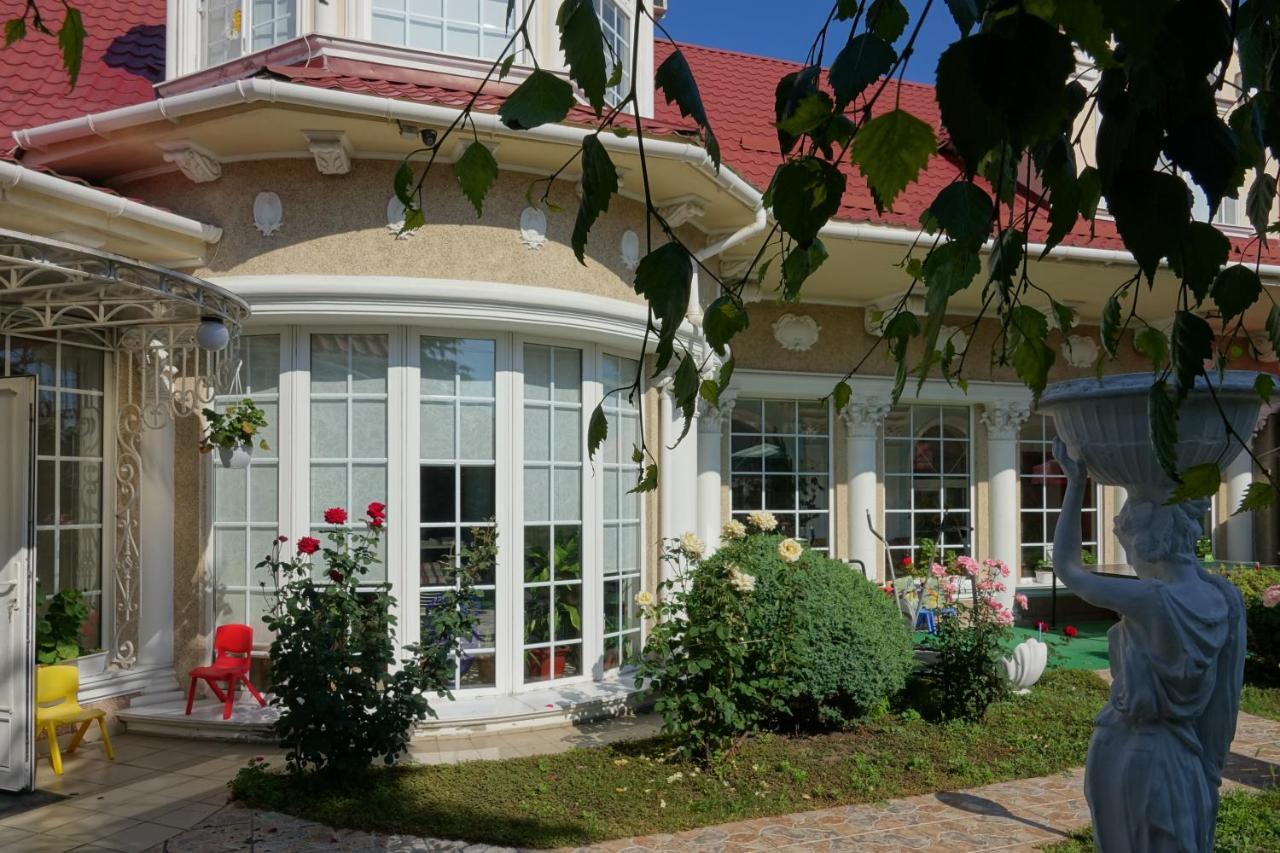 White House Apartments Οδησσός Εξωτερικό φωτογραφία