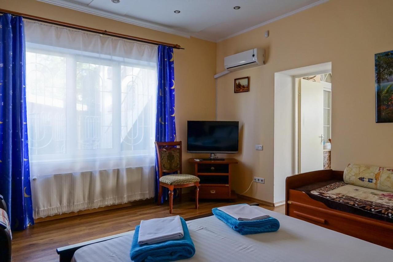 White House Apartments Οδησσός Εξωτερικό φωτογραφία